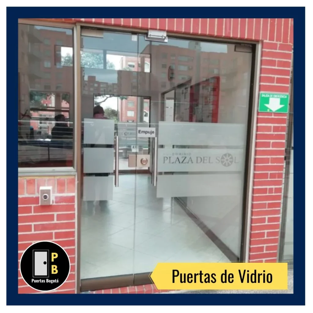 Puertas de vidrio para conjuntos residenciales en Bogotá, ingreso a portería principal e ingreso a torres (interiores) 